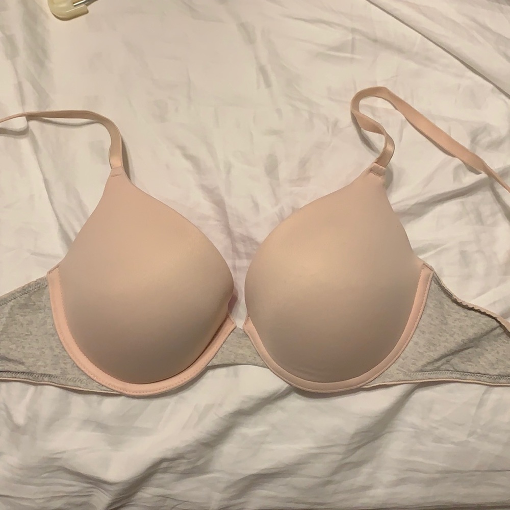 Victoria’s Secret Pink Wear Everywhere Push-Up Bra